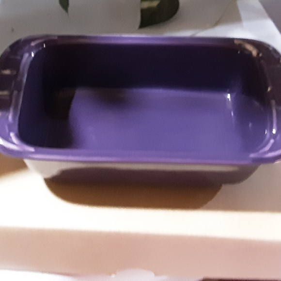 NIB EGGPLANT SM LOAF DISH - Picture 2 of 4